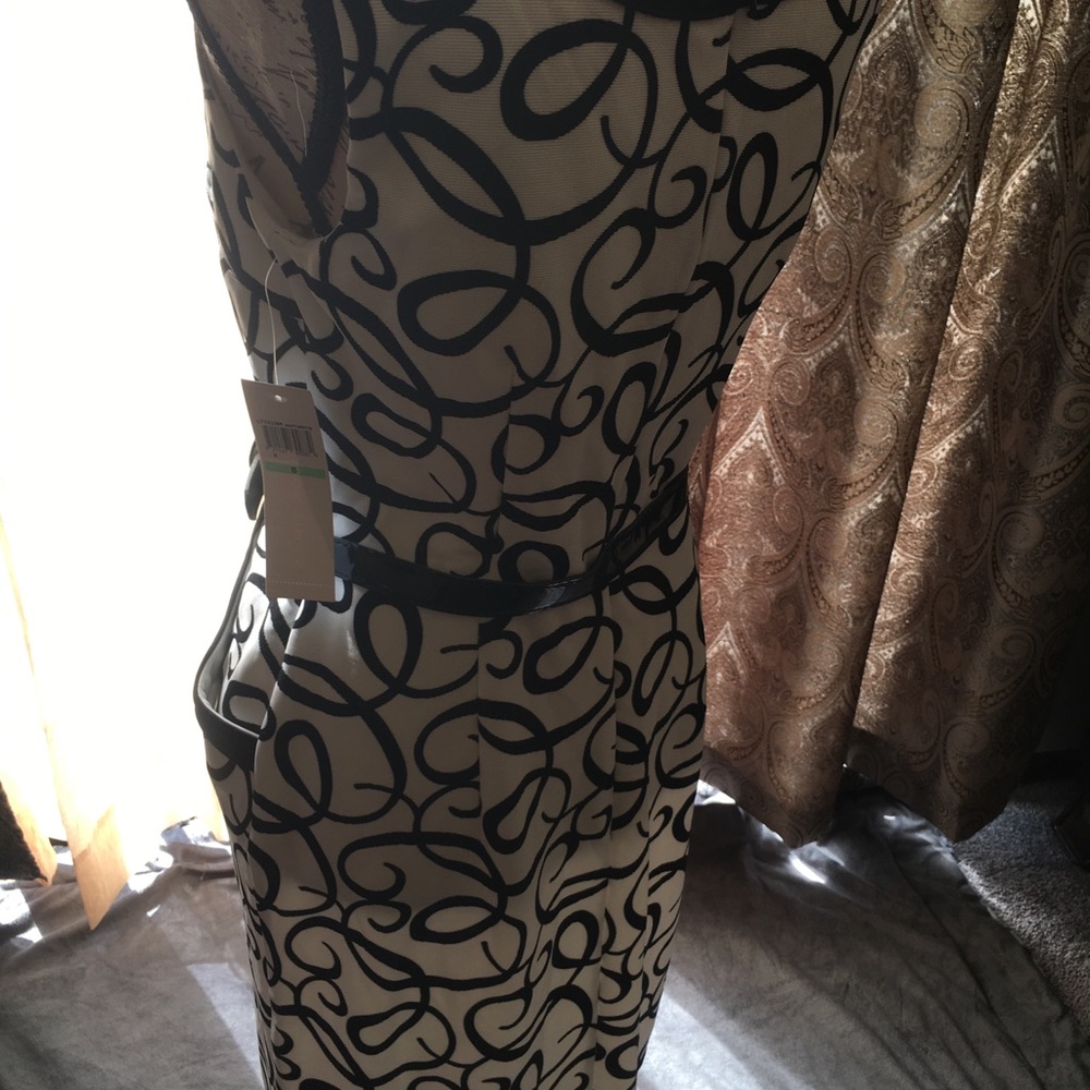 DRESS - Picture 4 of 7